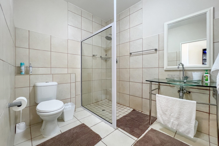 8 Bedroom Property for Sale in Tergniet Western Cape